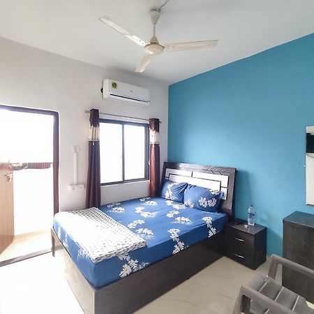 Ambient Home Stay, In Nashik Esterno foto