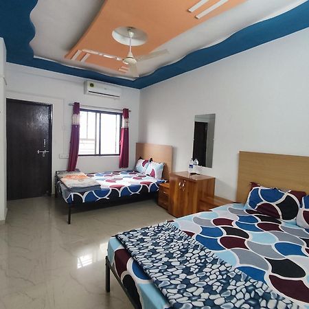 Ambient Home Stay, In Nashik Esterno foto